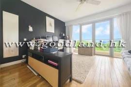 SAI KUNG Corner Village House For Sale | Garden, Green View, Open Kitchen & 4 Bedrooms