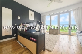 SAI KUNG Corner Village House For Sale | Garden, Green View, Open Kitchen & 4 Bedrooms