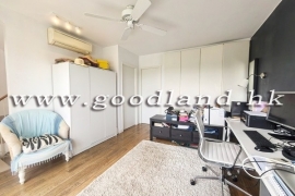 SAI KUNG Corner Village House For Sale | Garden, Green View, Open Kitchen & 4 Bedrooms