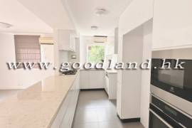 SAI KUNG Expat Community Family Home For Sale | 4 Bedrooms, Schools & Amenities Nearby