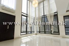 SAI KUNG Village House For Sale | Close to Town, Huge Garden & 4 En-Suites