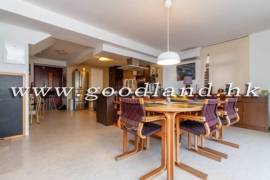 SAI KUNG Village House For Sale | Gated Community, Terrace, Pool & Greenery View