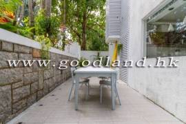 SAI KUNG Village House For Sale | Resort Complex, Communal Pool & Renovation