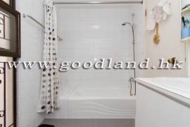 SAI KUNG Village House For Sale | Sea Greenery View, Managed Complex & 4 Bedrooms