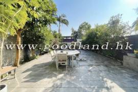 SAI KUNG Village House For Sale | Walk to Town, Sea Greenery View & Communal Pool