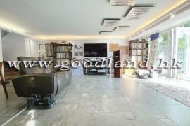 SAI KUNG Village House For Sale | Walk to Town, Sea Greenery View & Communal Pool