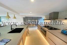 SAI KUNG Semi-Detached House For Sale | Huge Garden, Communal Pool & 4 Bedrooms