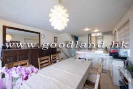 SAI KUNG Sea View Home For Sale | Walk to Town, Renovated & 4 En-Suites