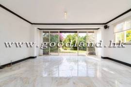 SAI KUNG Detached House For Sale | Spacious Garden, Marina Cove View & Multi Parking