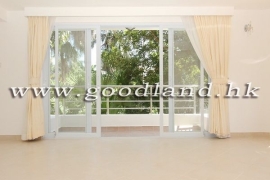 SAI KUNG Mid-Level Village House For Sale | Private Gate Parking, Huge Fenced Garden