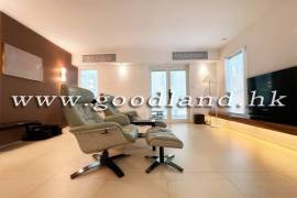 SAI KUNG Mid-Level Village House For Sale | Garden, Rooftop & Greenery View
