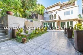 SAI KUNG Detached Two-Storey House For Sale | Vast Garden & Greenery View