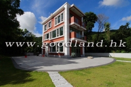SAI KUNG Standalone House For Sale | Rare Garden, Sea View & Private Gate Parking