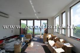 SAI KUNG Standalone House For Sale | Rare Garden, Sea View & Private Gate Parking