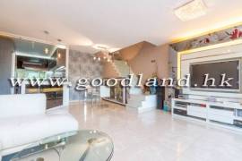 SAI KUNG Waterfront Semi-Detached Village House For Sale | Sea View, Garden & 3 Bedrooms