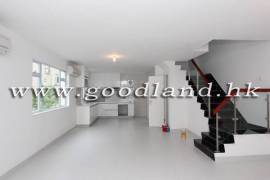 SAI KUNG Village House For Sale | Hottest Location, Open Kitchen & 4 En-Suites