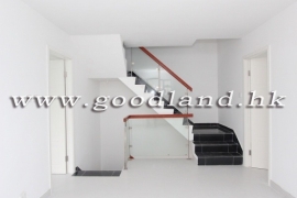 SAI KUNG Village House For Sale | Hottest Location, Open Kitchen & 4 En-Suites