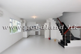 SAI KUNG Village House For Sale | Hottest Location, Open Kitchen & 4 En-Suites