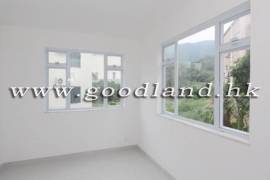 SAI KUNG Village House For Sale | Hottest Location, Open Kitchen & 4 En-Suites