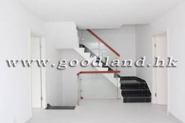 SAI KUNG Village House For Sale | Hottest Location, Open Kitchen & 4 En-Suites