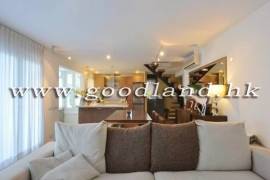 SAI KUNG Village House For Sale | Partial Sea View, Open Kitchen & 2 En-Suites