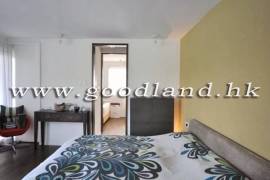SAI KUNG Village House For Sale | Partial Sea View, Open Kitchen & 2 En-Suites