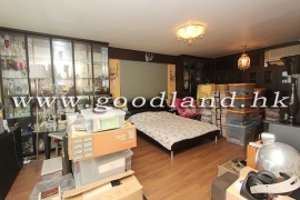 SAI KUNG Mid-Level Detached House For Sale | Huge Fenced Garden & Ample Parking
