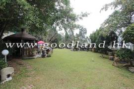 SAI KUNG Mid-Level Detached House For Sale | Huge Fenced Garden & Ample Parking