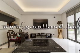 SAI KUNG Village House For Sale | Huge Garden, Private Gate Parking, Sea View & 5 Bedrooms