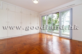 SAI KUNG Village House For Sale | Huge Lawn Garden, Private Pool & 5 Bedrooms