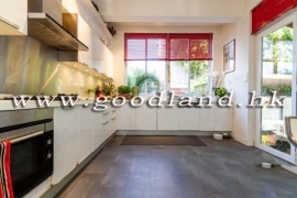 SAI KUNG Rare Standalone House For Sale | Huge Garden, Pool & Parking Next to House