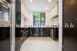 SAI KUNG Village House For Sale | Close to Town, Equipped Kitchen & Nice Garden