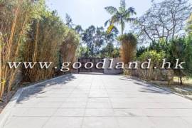 SAI KUNG Village House For Sale | Huge Lawn Garden, Private Gate Parking & 4 En-Suites