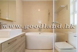 SAI KUNG Village House For Sale | Huge Lawn Garden, Private Gate Parking &amp; 4 En-Suites