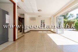 SAI KUNG Village House For Sale | Huge Lawn Garden, Private Gate Parking &amp; 4 En-Suites