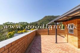 SAI KUNG Village House For Sale | Huge Lawn Garden, Private Gate Parking & 4 En-Suites