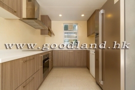 SAI KUNG Village House For Sale | Huge Lawn Garden, Private Gate Parking &amp; 4 En-Suites