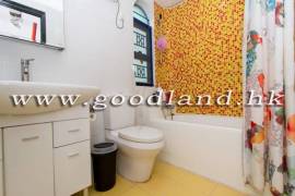 SAI KUNG Mid-Level Village House For Sale | Sea Greenery View, Minibus & Parking