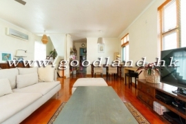 SAI KUNG Village House For Sale | Private Rooftop, Near Main Road & Public Transport