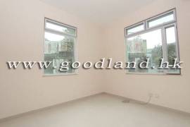 SAI KUNG Village House For Sale | Lawn Garden, Renovated, Open Kitchen & Close to Town