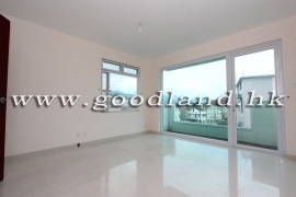 SAI KUNG Village House For Sale | Lawn Garden, Renovated, Open Kitchen &amp; Close to Town