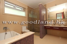 SAI KUNG Village House For Sale | Lawn Garden, Renovated, Open Kitchen &amp; Close to Town