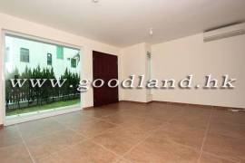 SAI KUNG Village House For Sale | Lawn Garden, Renovated, Open Kitchen & Close to Town