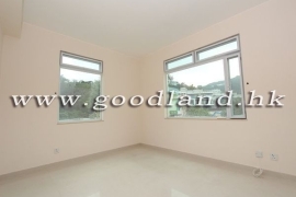 SAI KUNG Village House For Sale | Lawn Garden, Renovated, Open Kitchen &amp; Close to Town