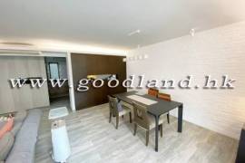 SAI KUNG Village House For Sale | Tranquil Setting, Equipped Kitchen & 4 Bedrooms
