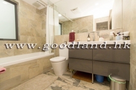 SAI KUNG Village House For Sale | Tranquil Setting, Equipped Kitchen & 4 Bedrooms