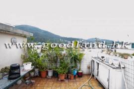 SAI KUNG Upper Duplex For Sale | Private Roof, Equipped Kitchen & Spacious Layout