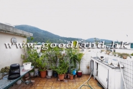 SAI KUNG Upper Duplex For Sale | Private Roof, Equipped Kitchen & Spacious Layout