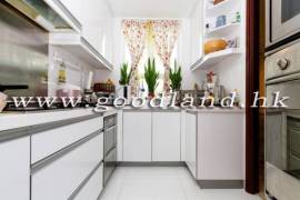 SAI KUNG Upper Duplex For Sale | Private Roof, Equipped Kitchen & Spacious Layout