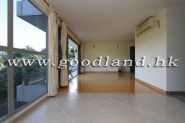 SAI KUNG Village House For Sale | Rooftop, Picturesque Sea View &amp; 3 Bedrooms